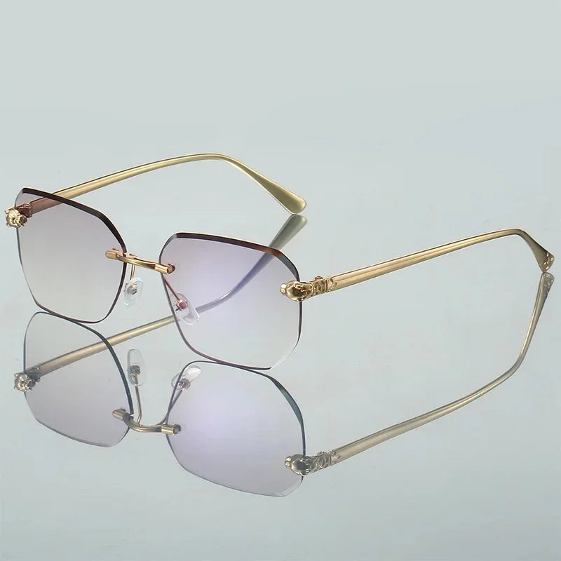 Old-Money Gradient Sunglasses