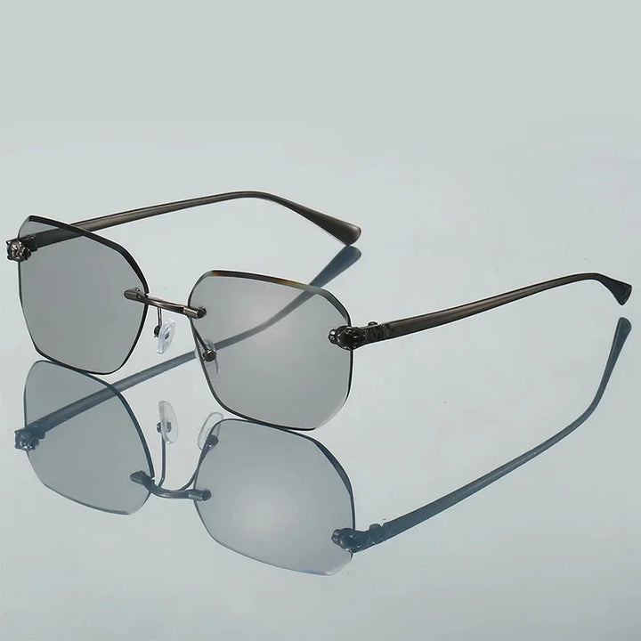 Old-Money Gradient Sunglasses