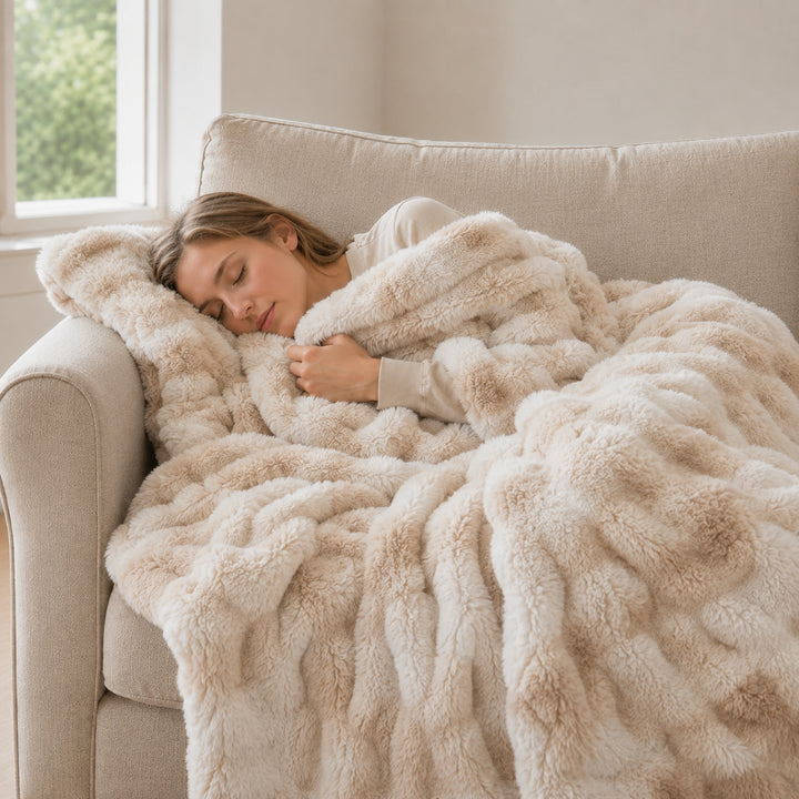 Sienna Plush Throw Blanket
